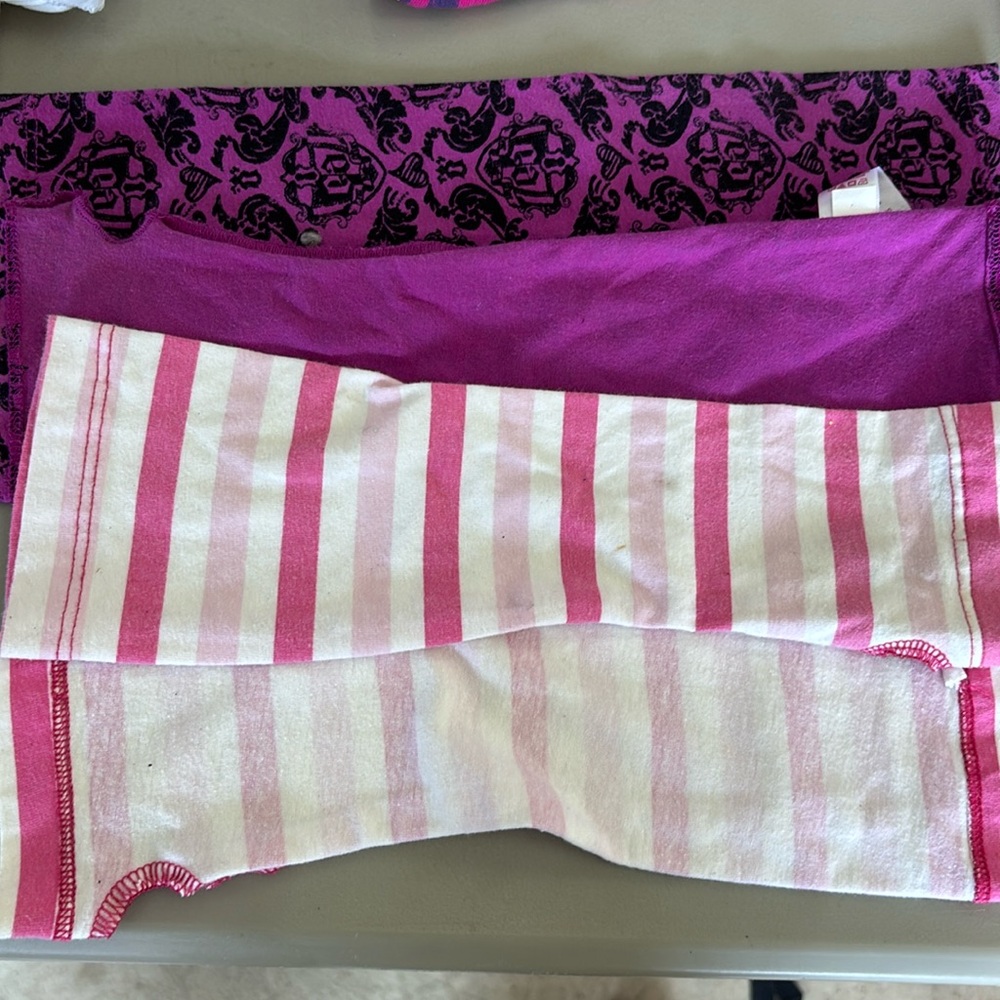Vintage. 2 pair. Finger less gloves. Measurements included